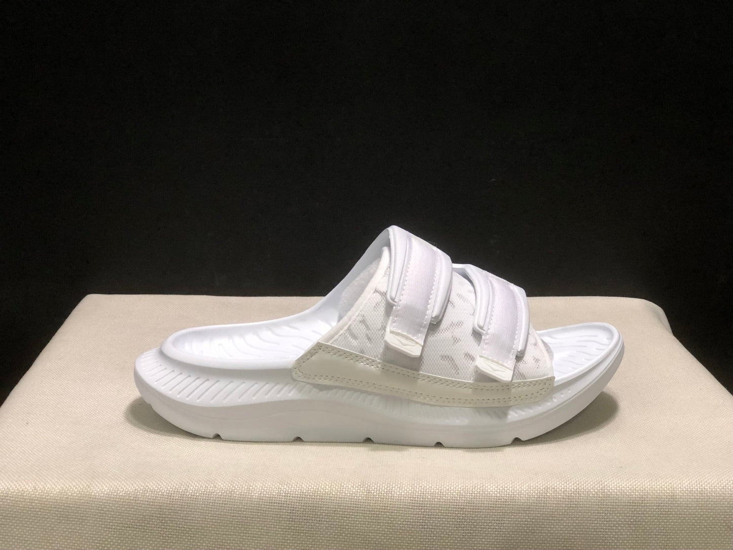 WTAPS x HOKA ONE ONE ORA Luxe