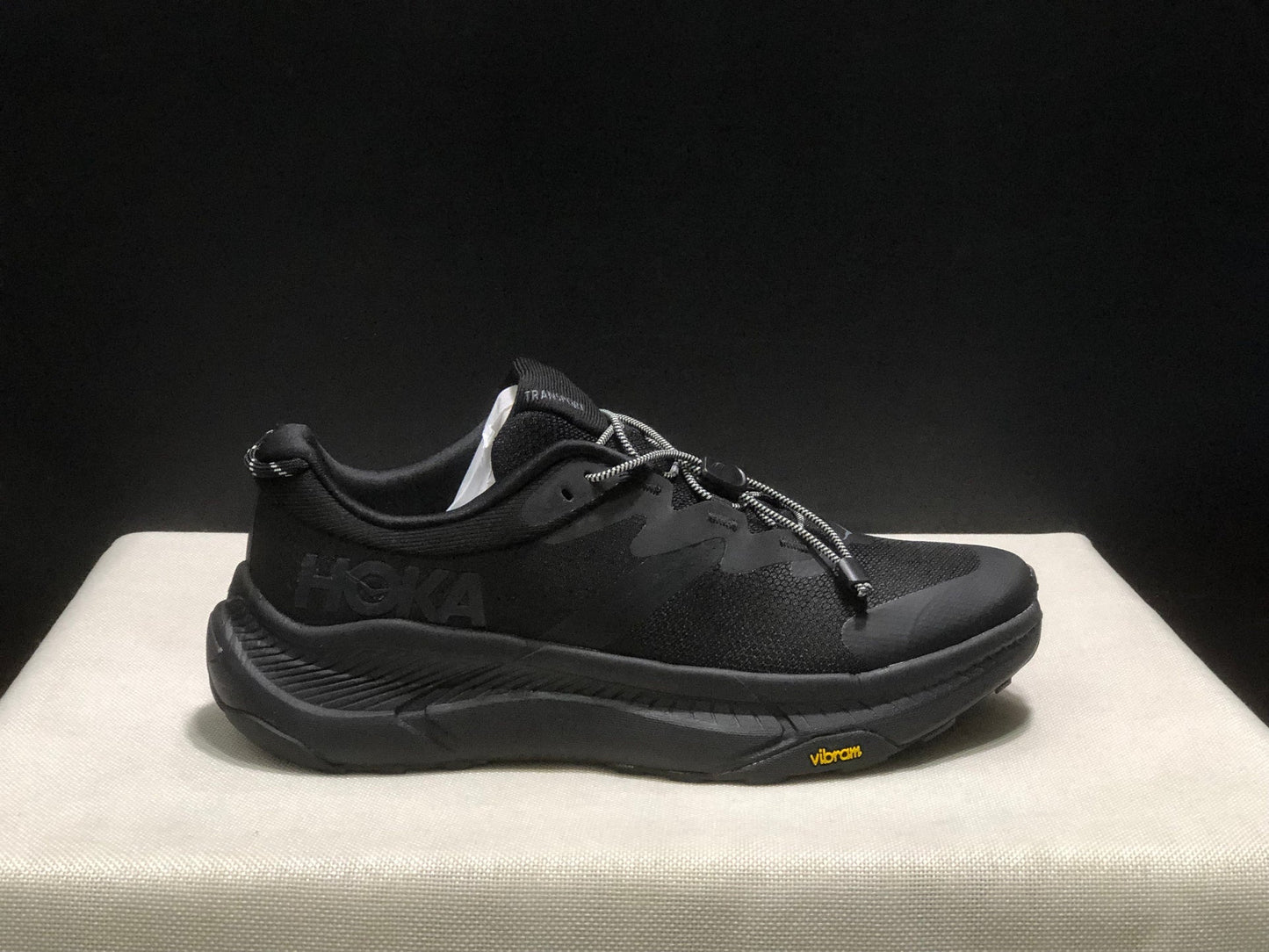 HOKA ONE ONE SKYFLOW